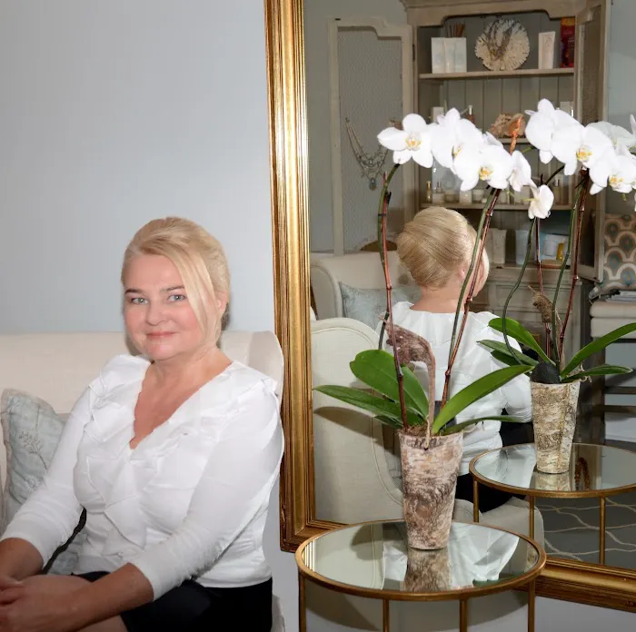 EVA CLAIBORNE beauty & wellness Picture 8