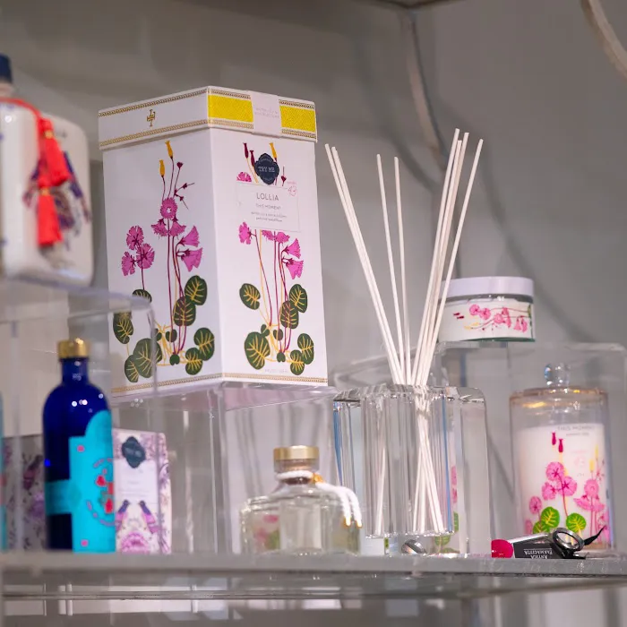 EVA CLAIBORNE beauty & wellness Picture 3