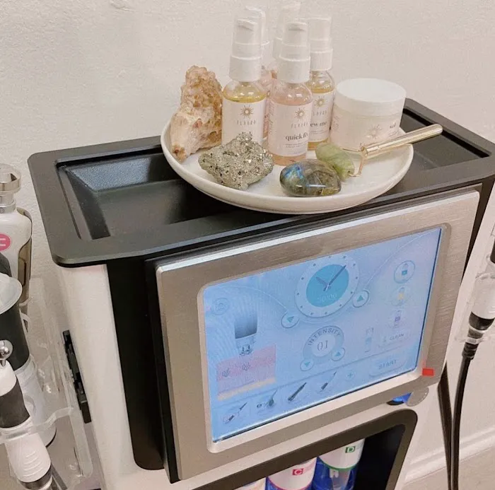 Aura Define Picture 2