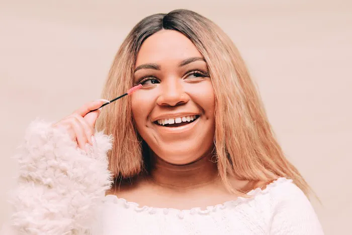 Aura Define Picture 1