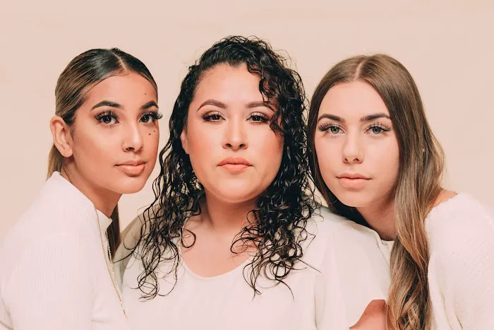 Aura Define Picture 9