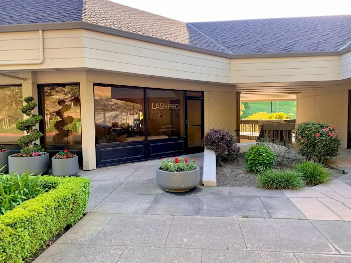 Glow Age Aesthetics Picture 5