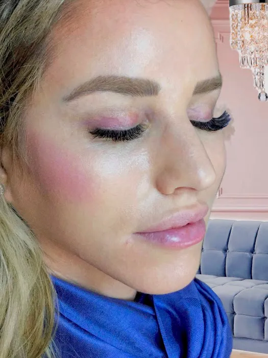 Glow Age Aesthetics Picture 4