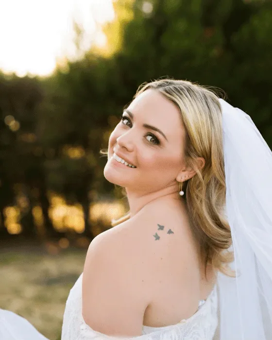 Sisters Beauty Picture 8