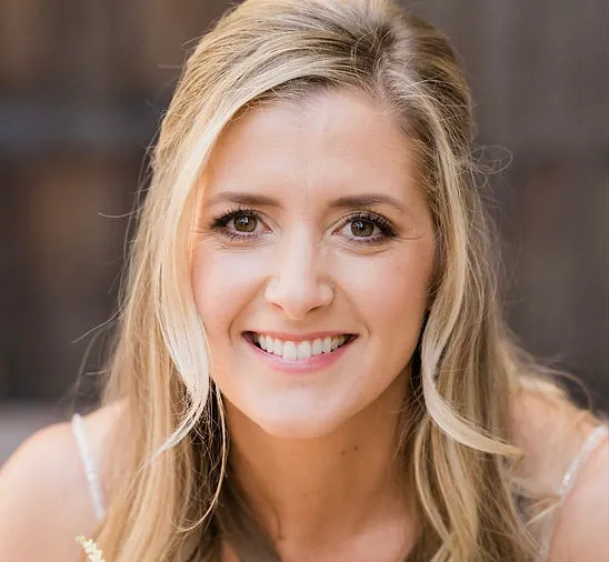 Sisters Beauty Picture 3