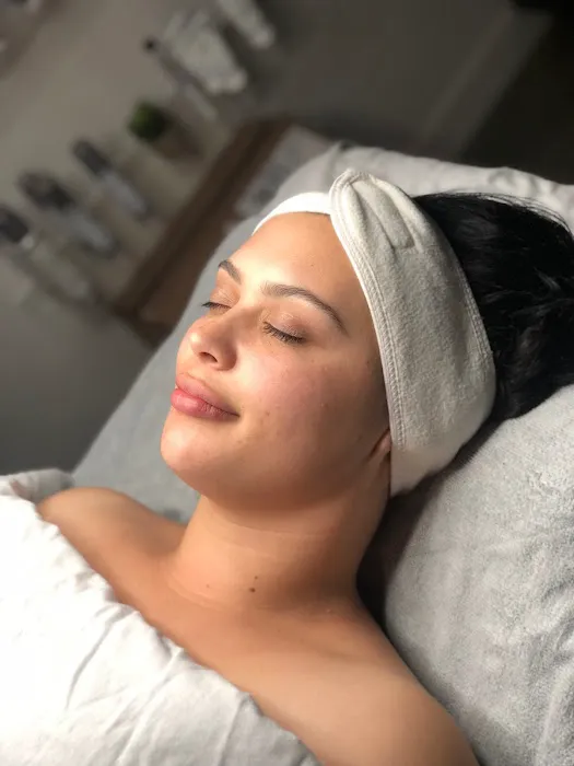 Bare Beauty Bar Picture 10