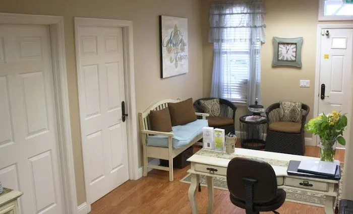 NouVeau Skin Studio Picture 1