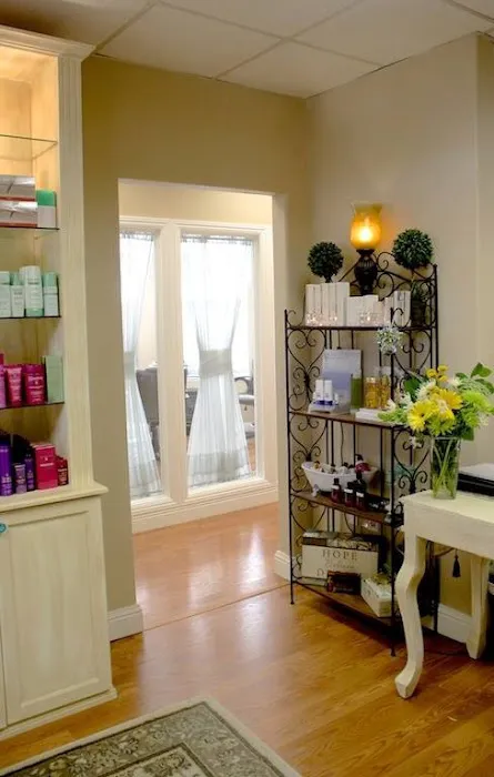 NouVeau Skin Studio Picture 10