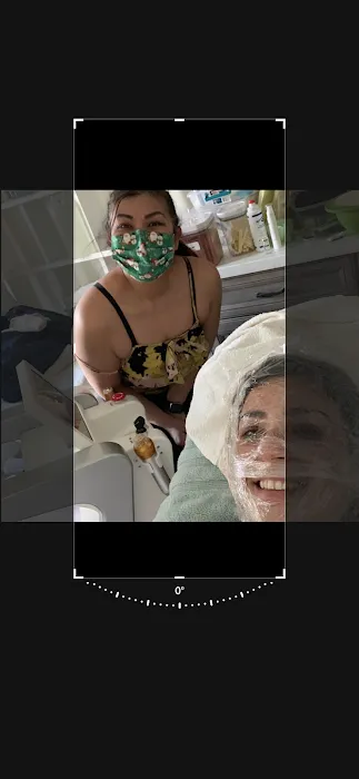 Indulge Vacaville face and body Picture 9