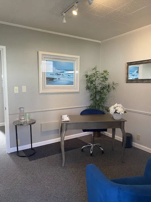 Skin Essentials Picture 8