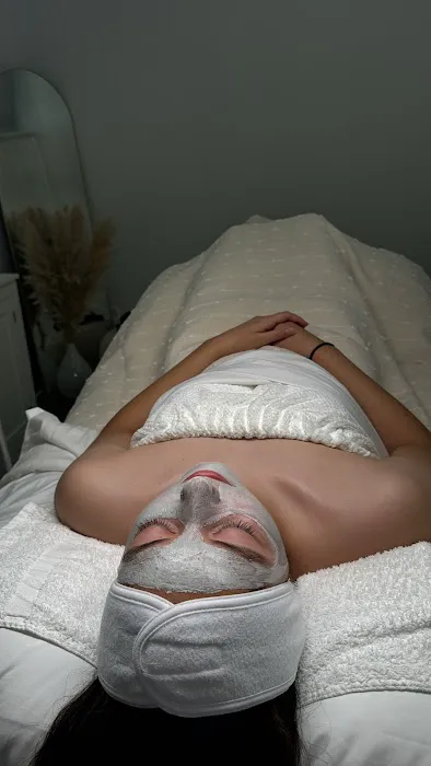 Luxe Skin By J Picture 5