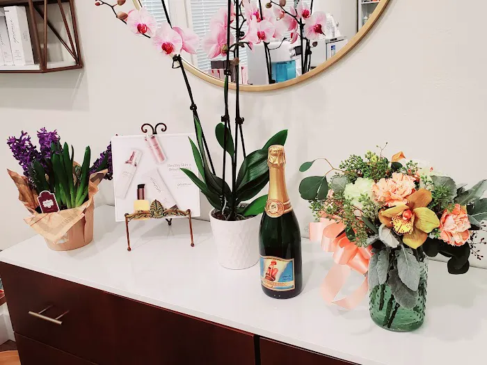 Esthetics On Main Picture 1