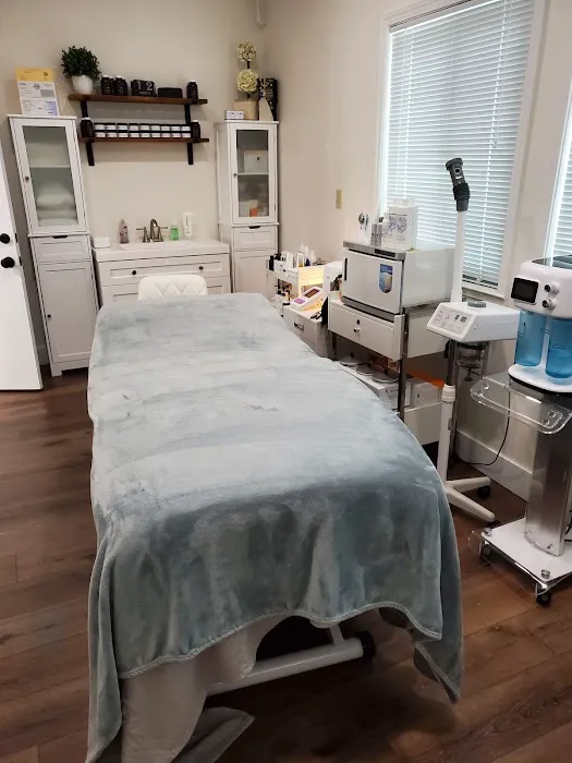 Esthetics On Main Picture 7