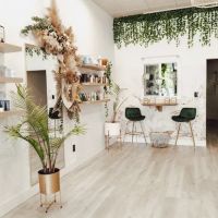 Radiant Skincare and Wellness Lounge ico