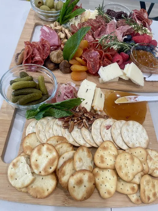 Radiant Skincare and Wellness Lounge Picture 7