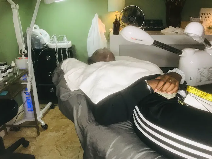 Ronda Simpson Skincare Picture 7