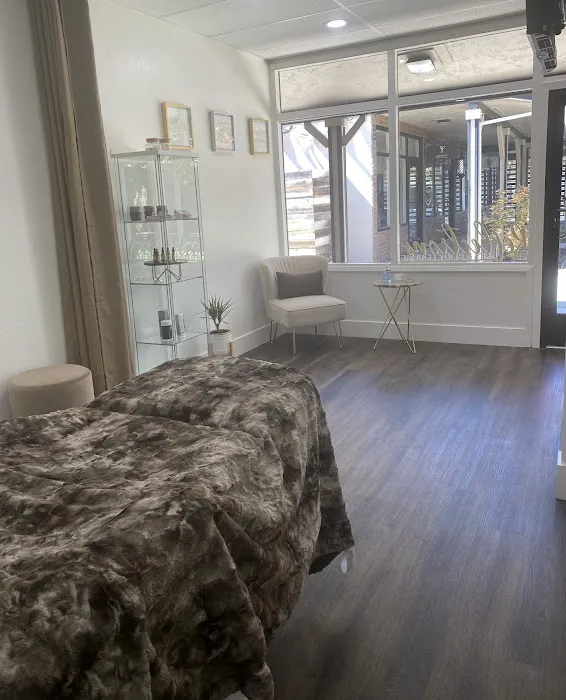 Reflections Skin & Body Lounge Picture 4