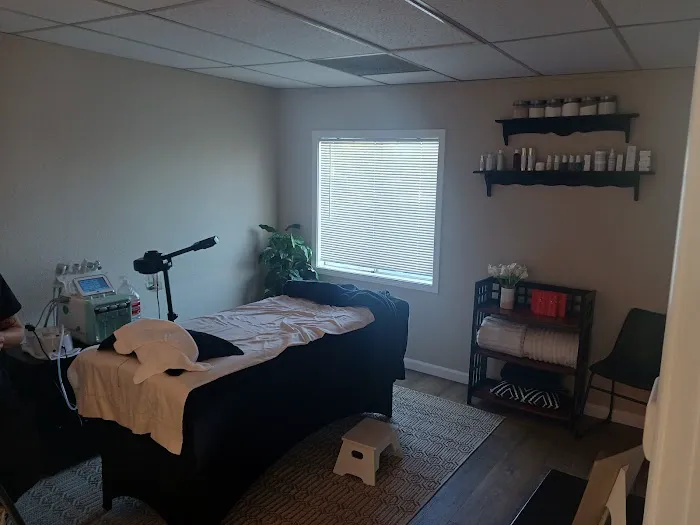 newGLO Skincare Picture 5