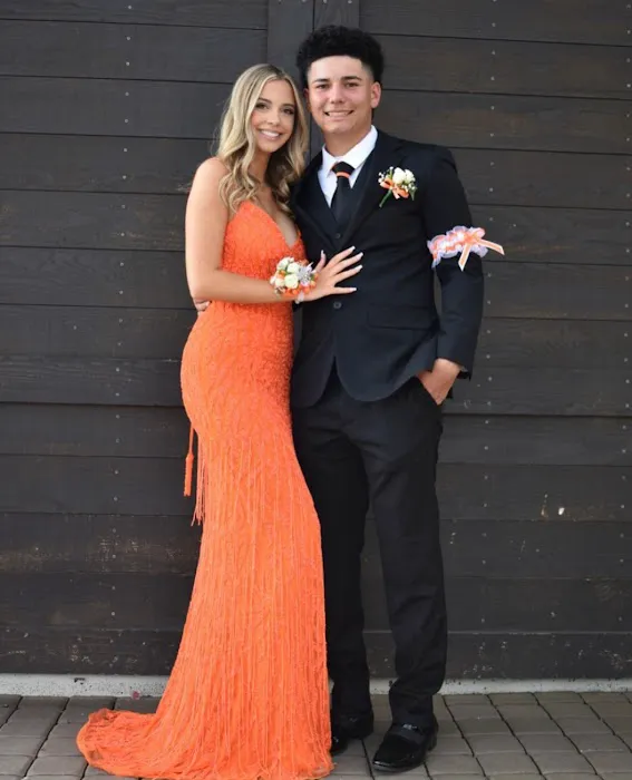 Bare Bronze Beauty Picture 8