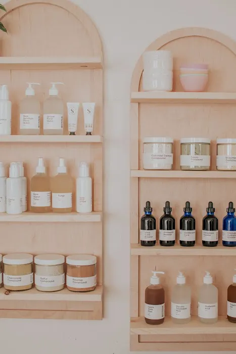 Skin with Karli Picture 3