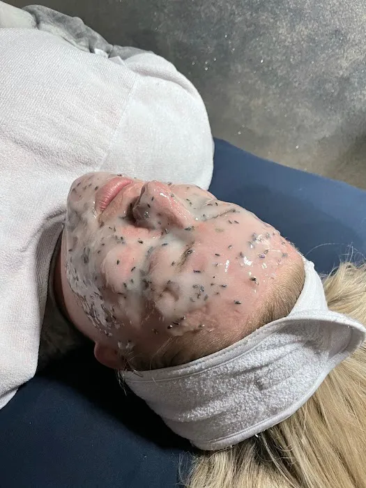 Luna Pearl Esthetics Picture 2