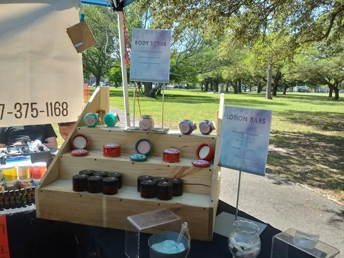 Headz Up Boutique Picture 8