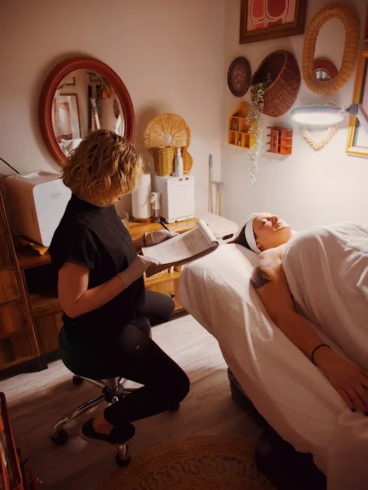 The Esthetics Wiz Picture 1