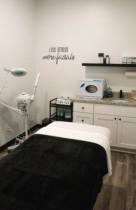 Beauty Expert Picture 7