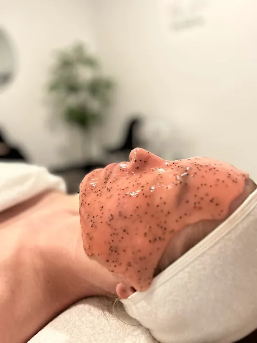 Beauty Expert Picture 1