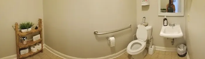 Renew Skin Center Picture 1