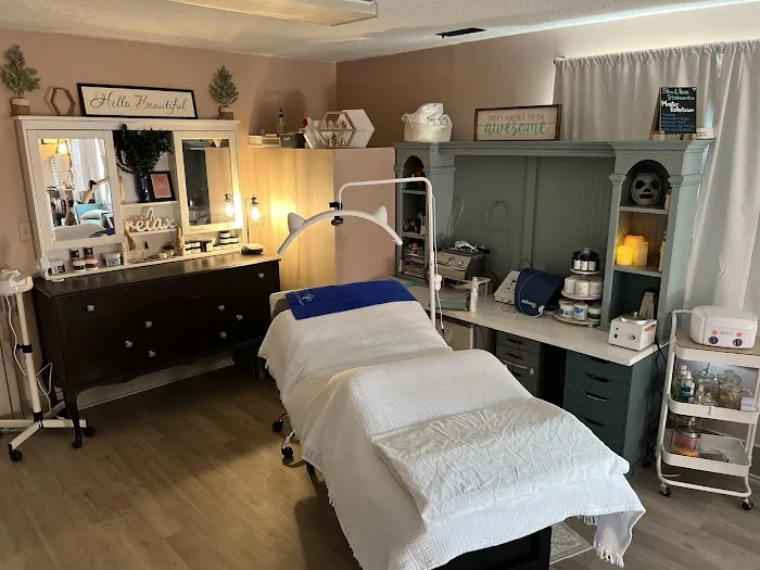 Aesthetic’s Skin & Acne Care Picture 5