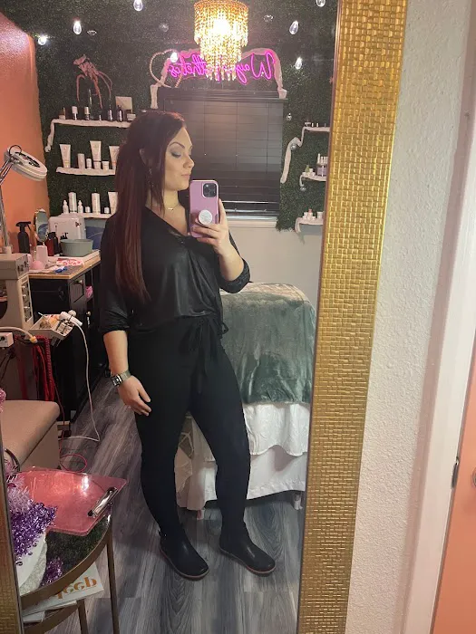 WayaAestheticsBeauty Picture 1