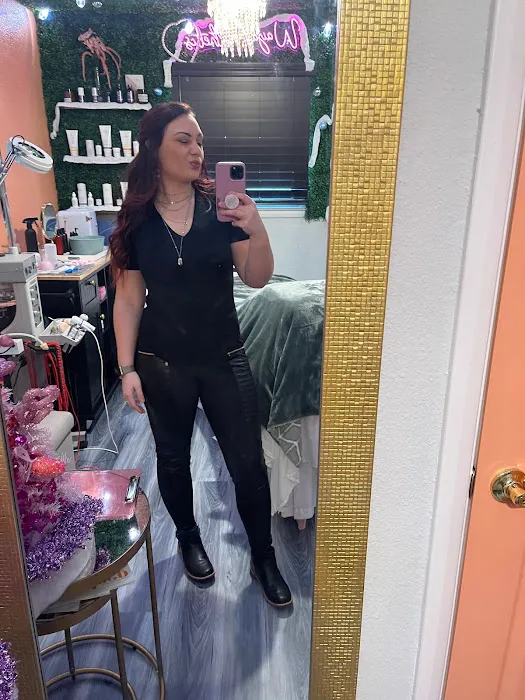 WayaAestheticsBeauty Picture 3