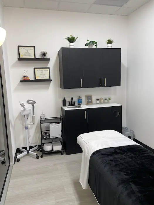 Sheridan Skin Bar Picture 5