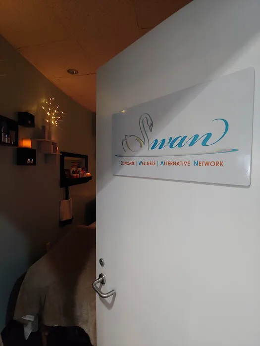 Inlet Swan Spa Picture 2