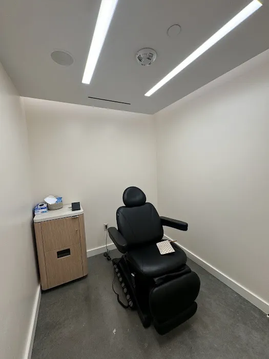 Peachy East Austin Picture 2