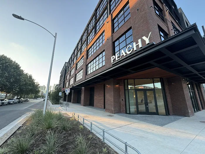 Peachy East Austin Picture 3