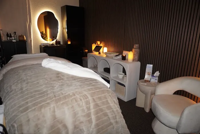 Sullivan Skin Haus Picture 6