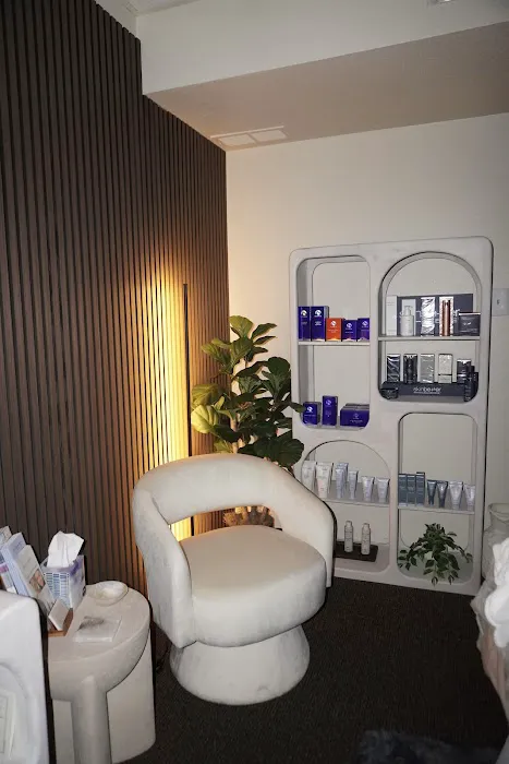 Sullivan Skin Haus Picture 3