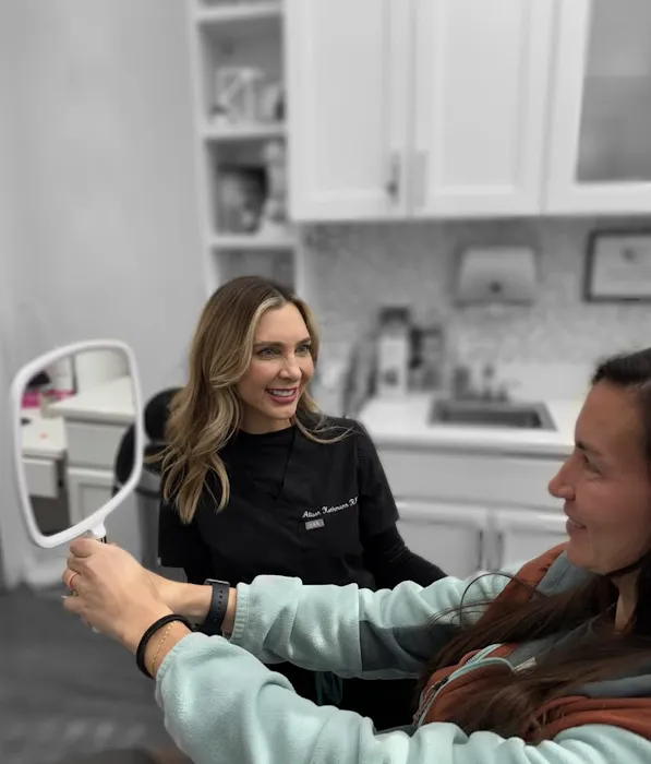 Alison Kothmann Beauty Picture 3