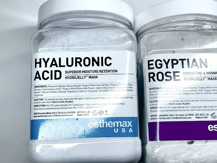 The Blue Room Face & Body Picture 4