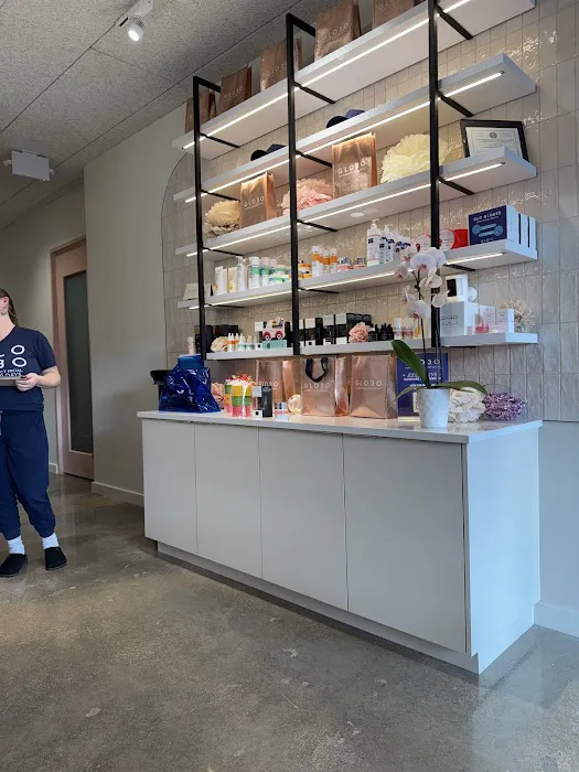 GLO30 Austin Westlake Picture 5