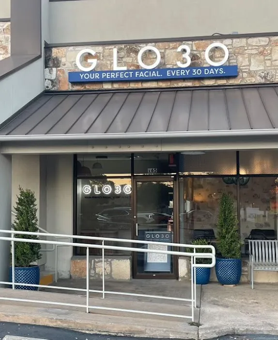 GLO30 Austin Westlake Picture 2