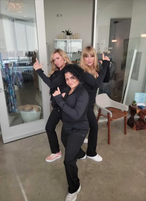 Aloe Skin + Body Picture 6