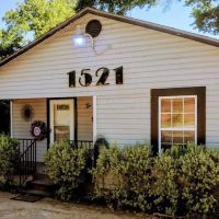 Leanne Liming Skin Care ico