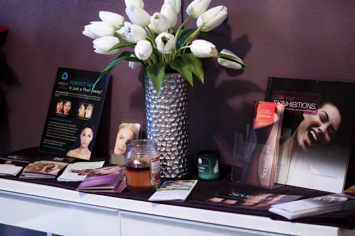 Med Physique Center For Aesthetics Picture 8