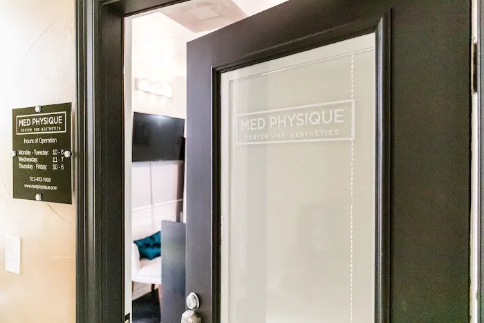 Med Physique Center For Aesthetics Picture 3