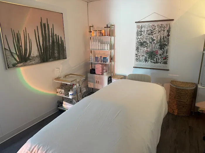 Rebel Beauty Bar Picture 10