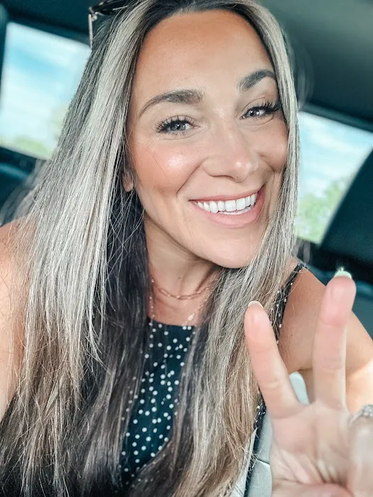 Devenir Aesthetics Picture 2