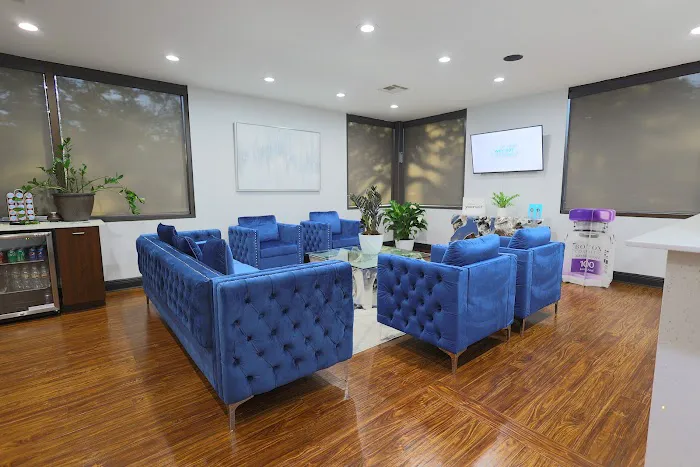 Devenir Aesthetics Picture 7